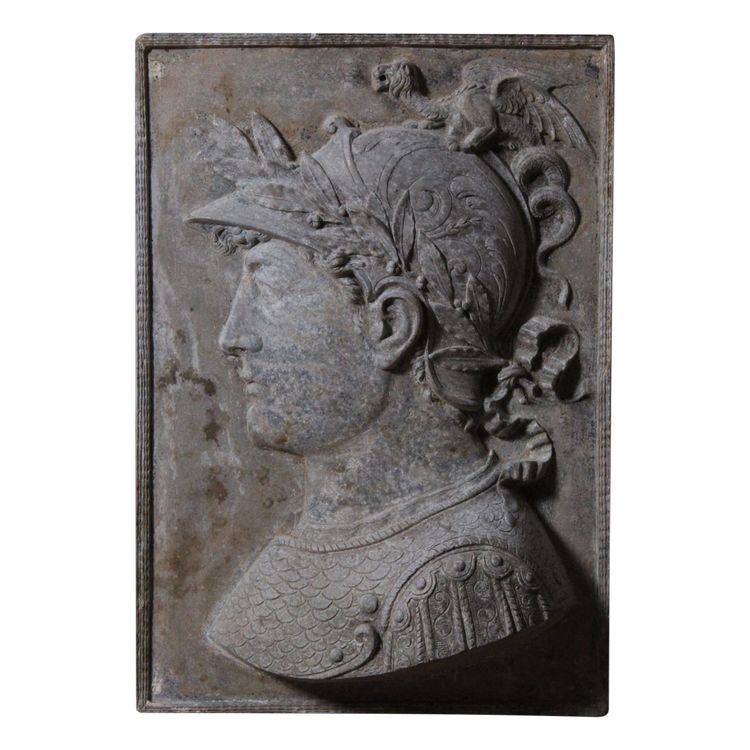 Rilievo in metallo, busto del guerriero Scipione, XX secolo
