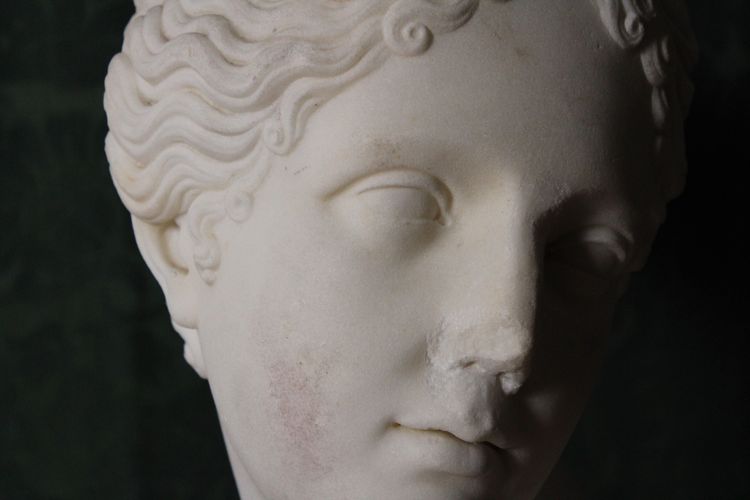 Venere italica, busto in marmo di Casanova, 1850 circa.