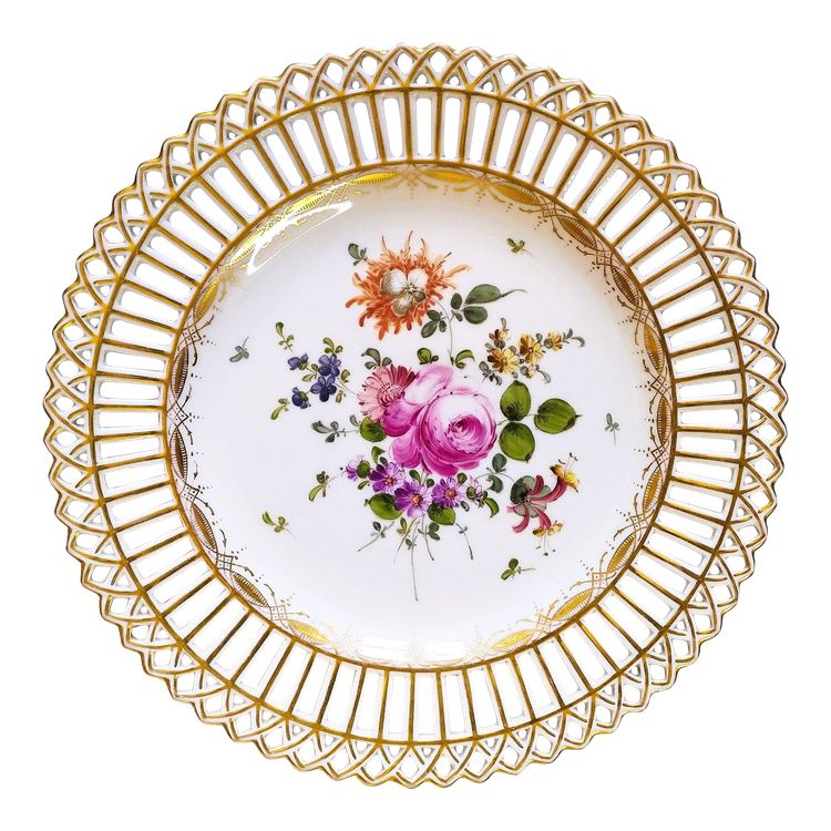 Assiette Porcelaine Ancienne Dresden Peinte à la Main Fleurs Bord Doré Circa 1900 Art de la Table