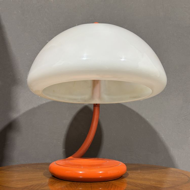 Iconic "Serpente" table lamp by Martinelli Luce from the 70s