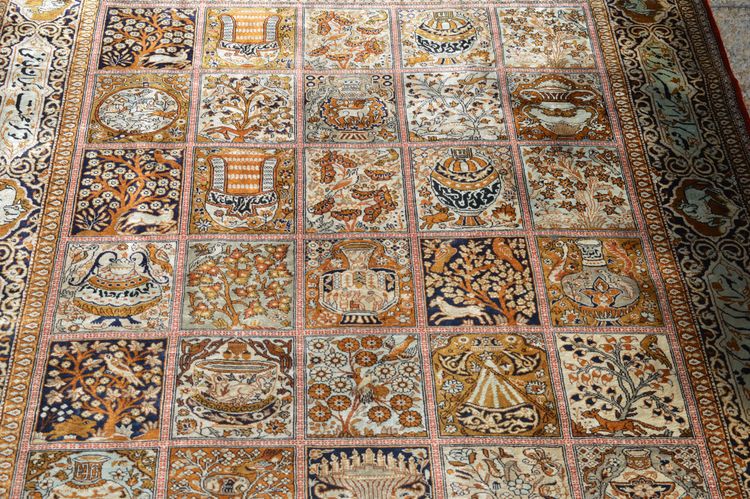 Carpet from Iran - Ghom in silk on silk, box pattern