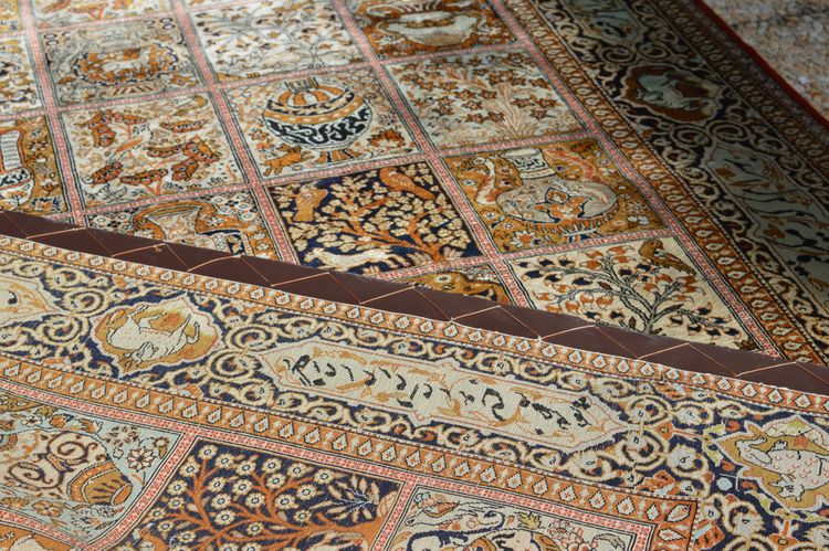 Carpet from Iran - Ghom in silk on silk, box pattern