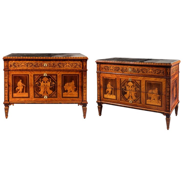 Lombard cabinet-making from the end of the 18th century Pair of veneered and inlaid chests of drawer