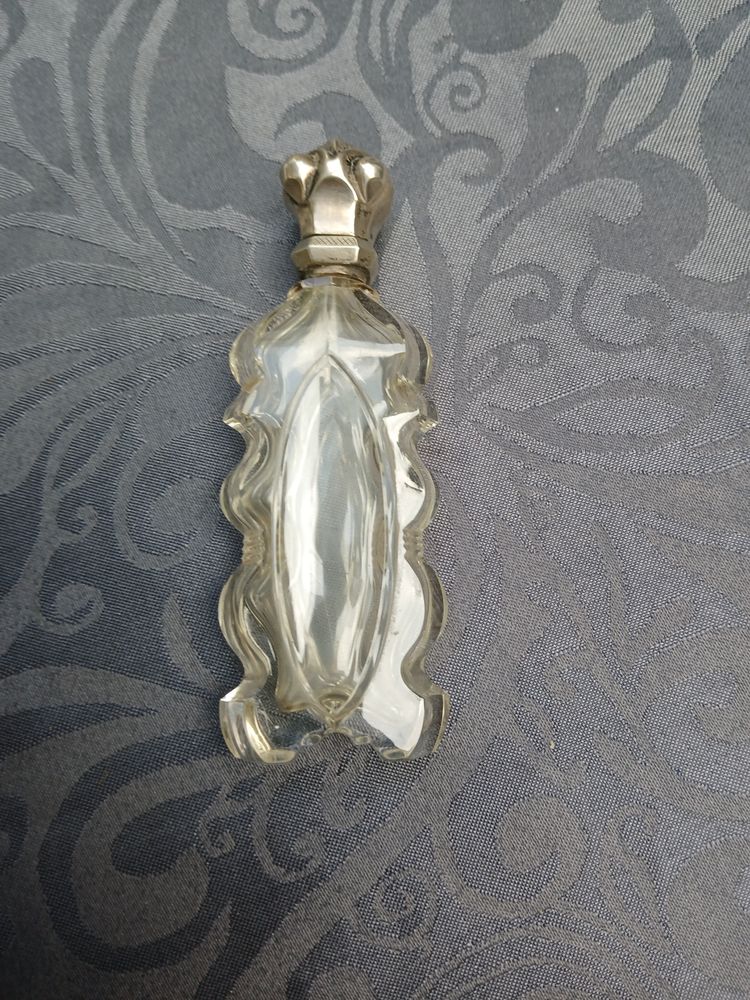 salt or perfume bottle.
