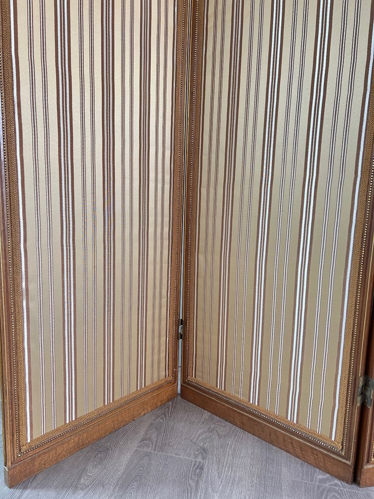Alter Paravent mit vier Blättern - Geschnitztes Holz, Glas und gestreifter Stoff - 19. Jahrhundert