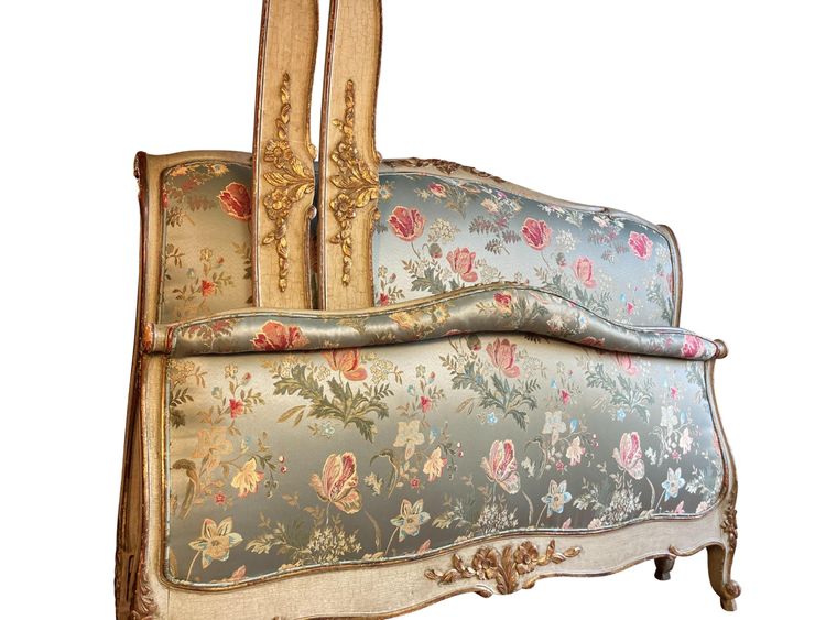 Lit double en soie Louis XV