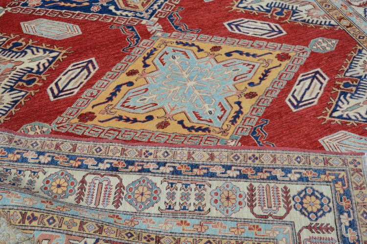 Kazak rug - 265 x 216 cm - Geometric patterns