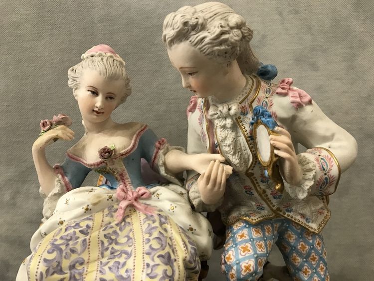 Late 19th century cookie porcelain subject, romantic group
