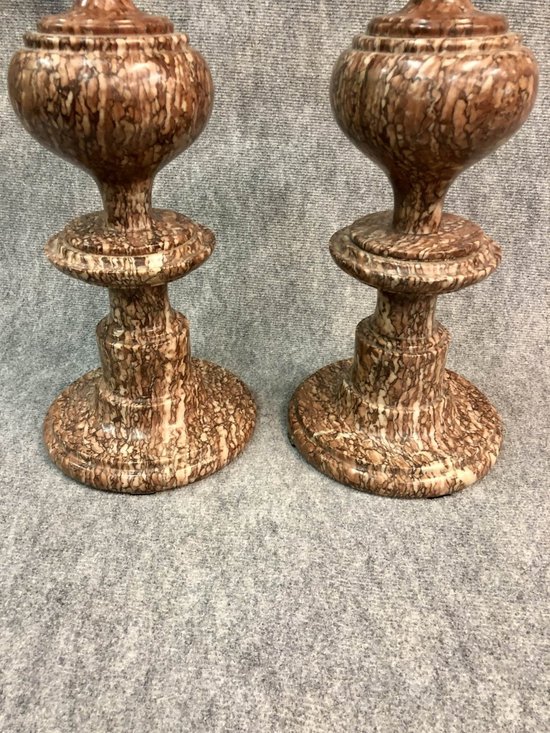 Vases en marbre, XIXe siècle