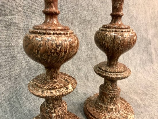Vases en marbre, XIXe siècle