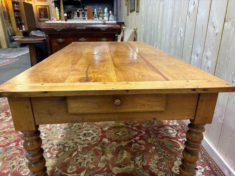 Dining table with breadboard 10 people in Louis Philippe style