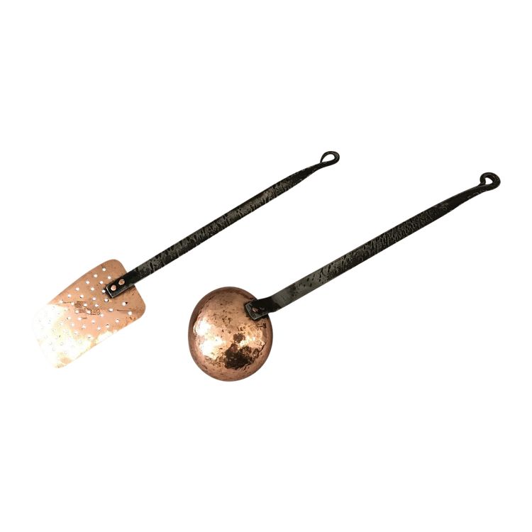An 18th century copper ladle and skimmer