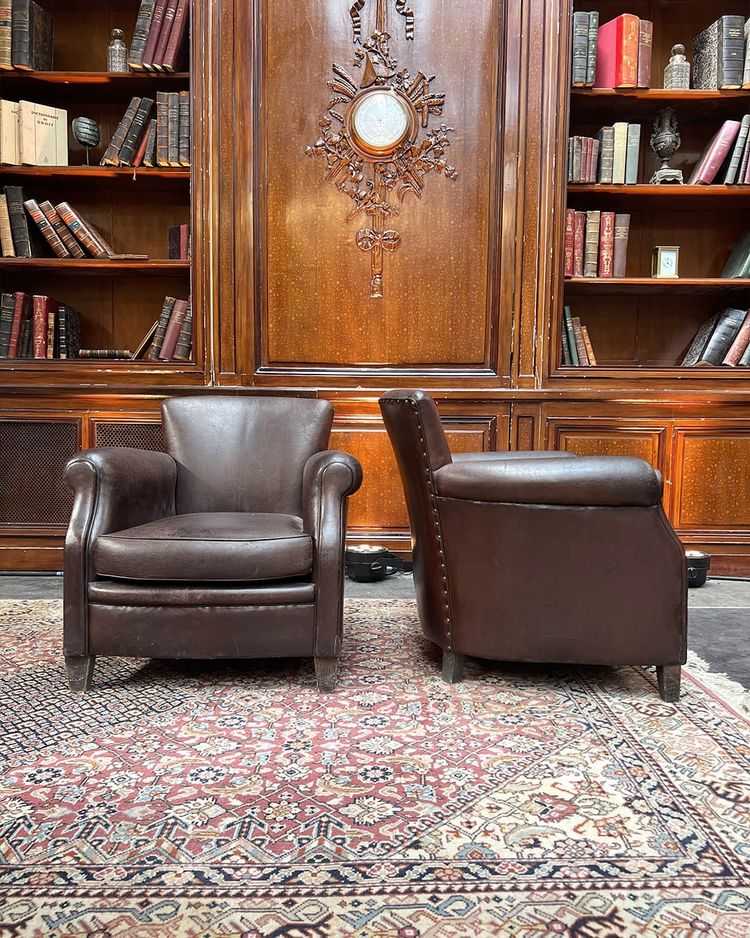 Set of 9 club chairs
