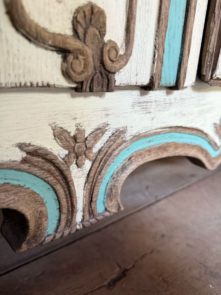 18th century Lorraine sideboard Louis XV patina with paint