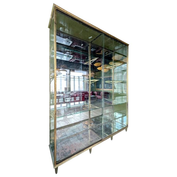 Large brass display case 200 x 250 x 50 cm