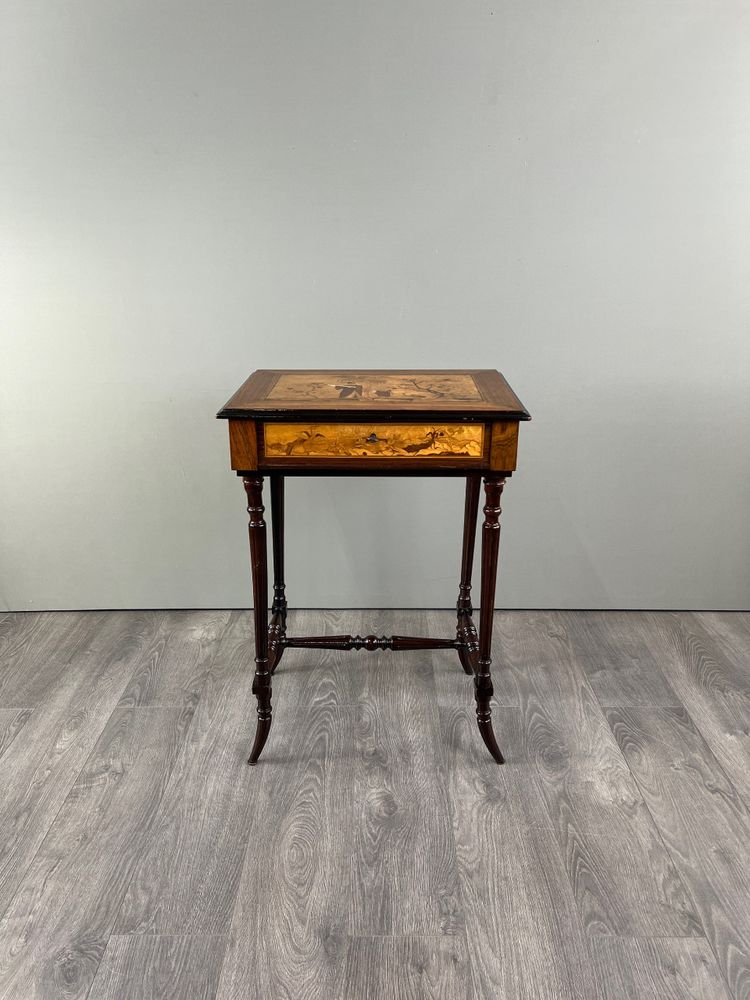 Coiffeuse / Table à Bijoux Marquetée , Epoque Napoléon III