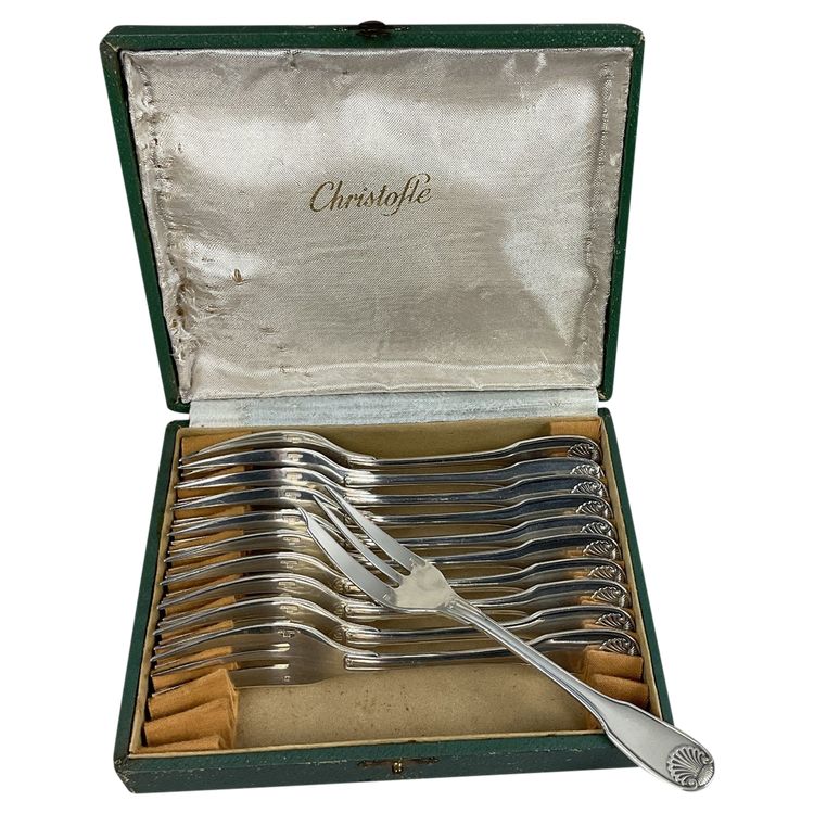 Twelve Vendome-style cake forks CHRISTOFLE