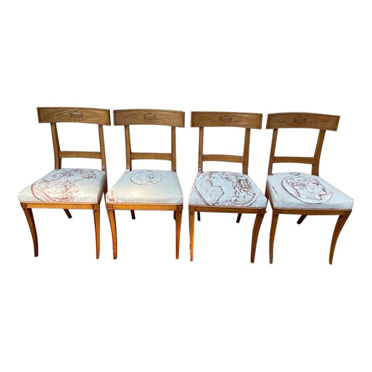 Suite of 4 Louis XVI style chairs - Directory