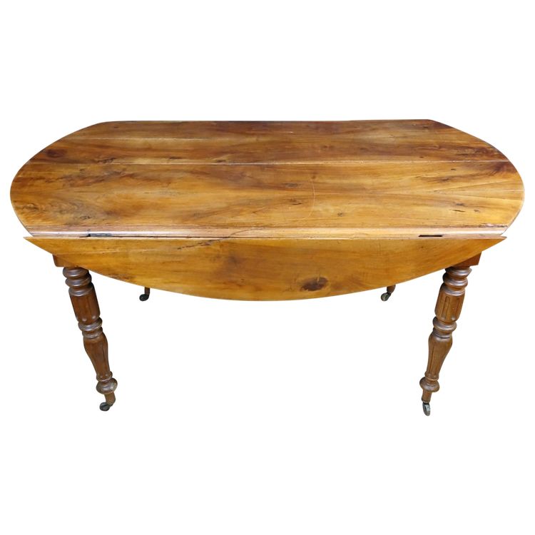 Louis Philippe period flap table in walnut circa 1830