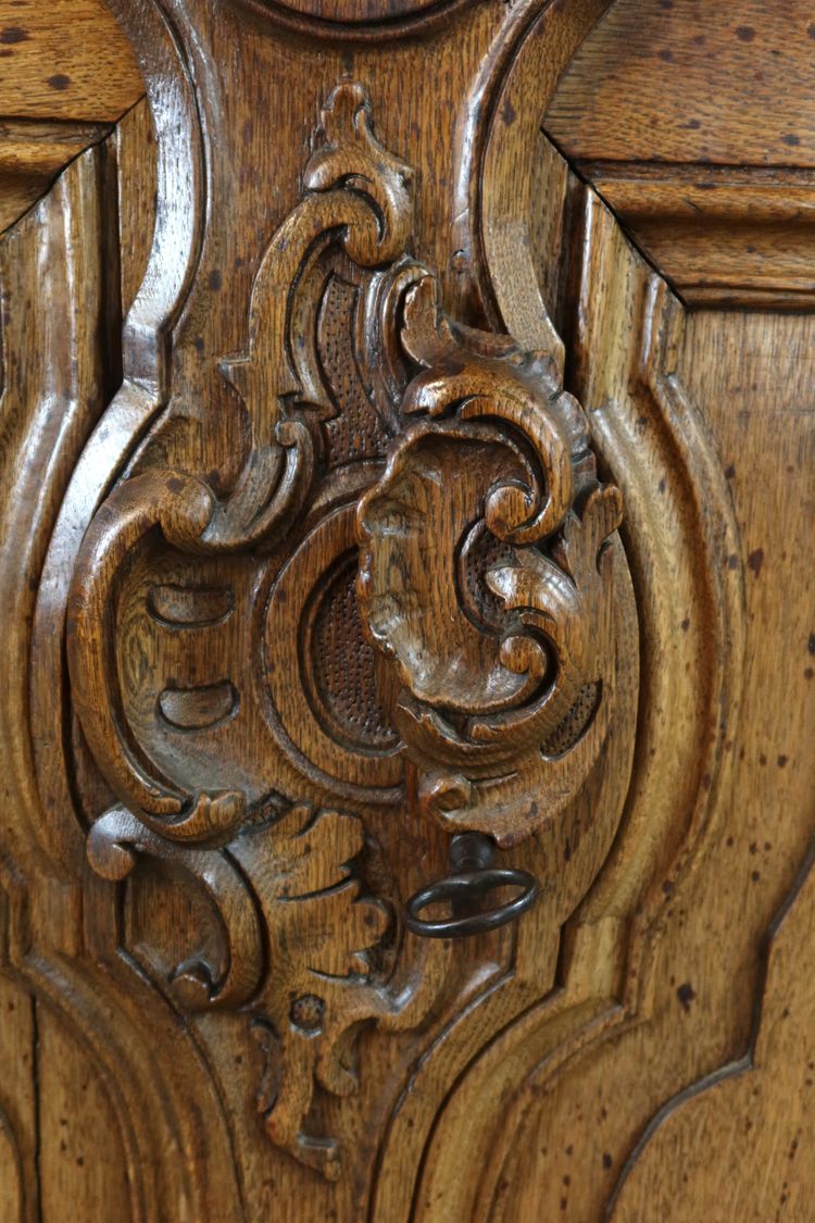 Two-part presentation sideboard 18th century