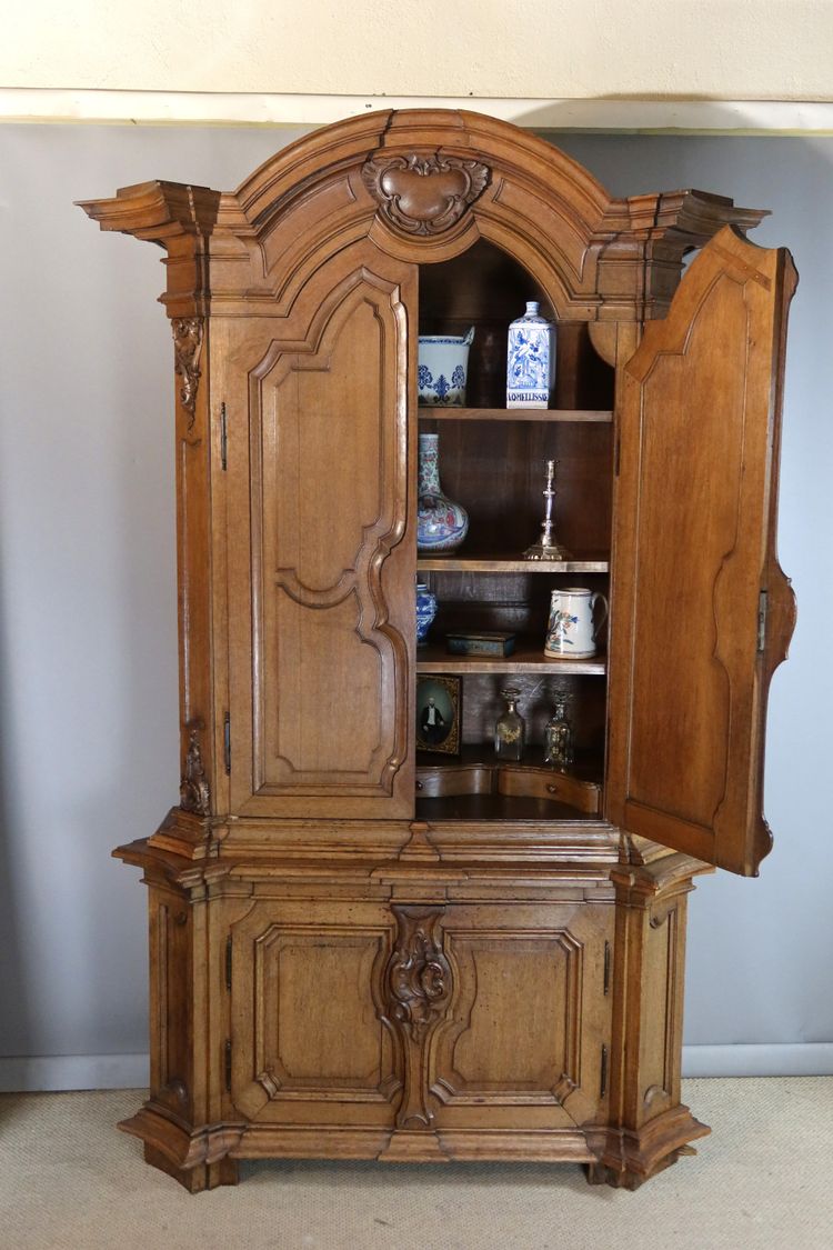 Two-part presentation sideboard 18th century