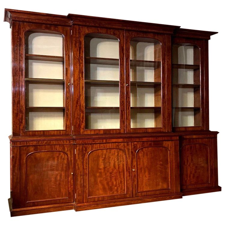 Mahogany stepped bookcase