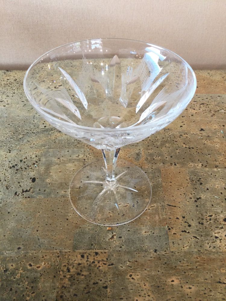 A service of cut crystal glasses comprising 70 pieces.
