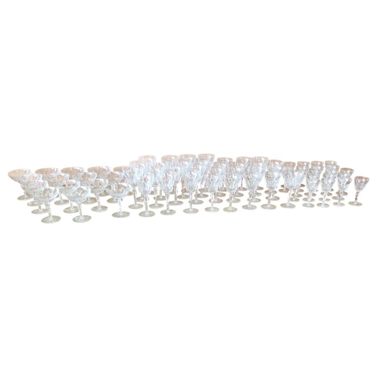A service of cut crystal glasses comprising 70 pieces.