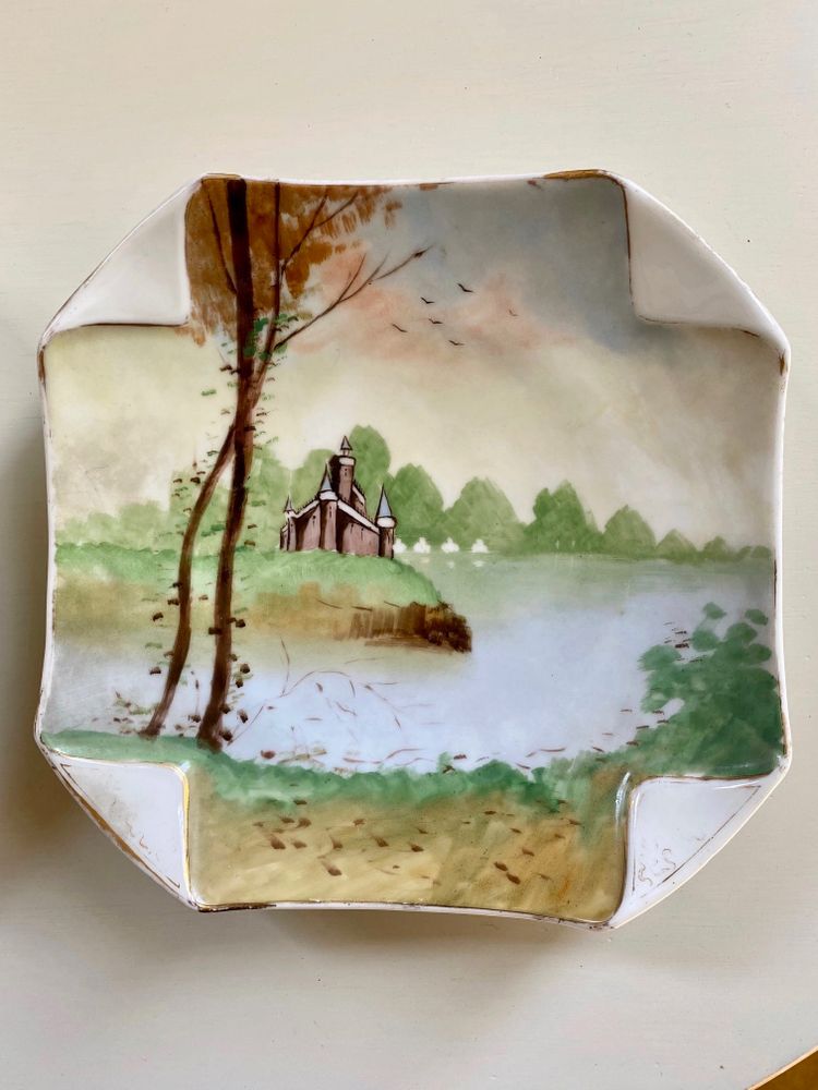 Pair of decorative plates