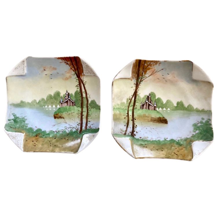 Pair of decorative plates