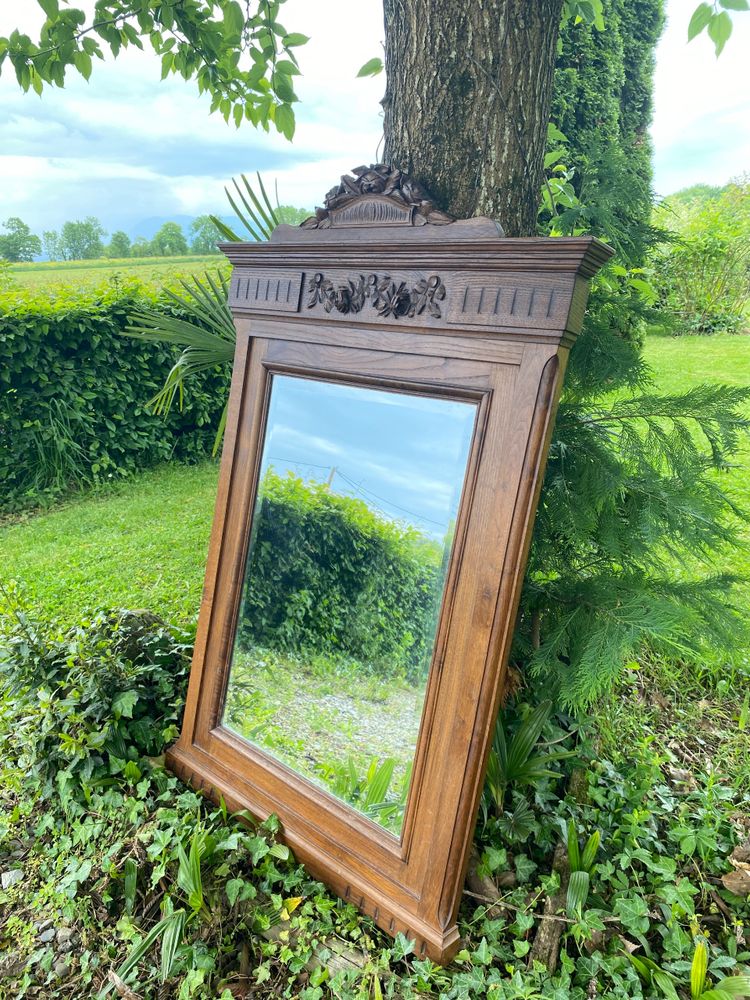 Grand miroir biseauté en bois sculpté - Style néo-renaissance, XIXème siècle