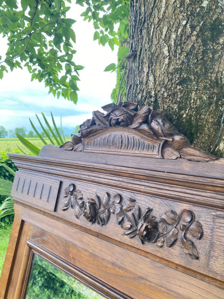 Grand miroir biseauté en bois sculpté - Style néo-renaissance, XIXème siècle