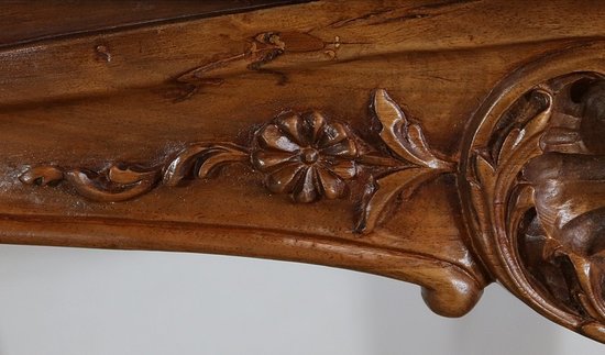  Solid walnut living room table in the Louis XV style - Early XXth century