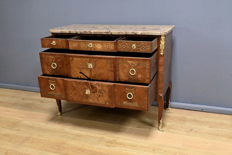 Commode Sauteuse, style Transition Louis XV/Louis XVI – Début XXe