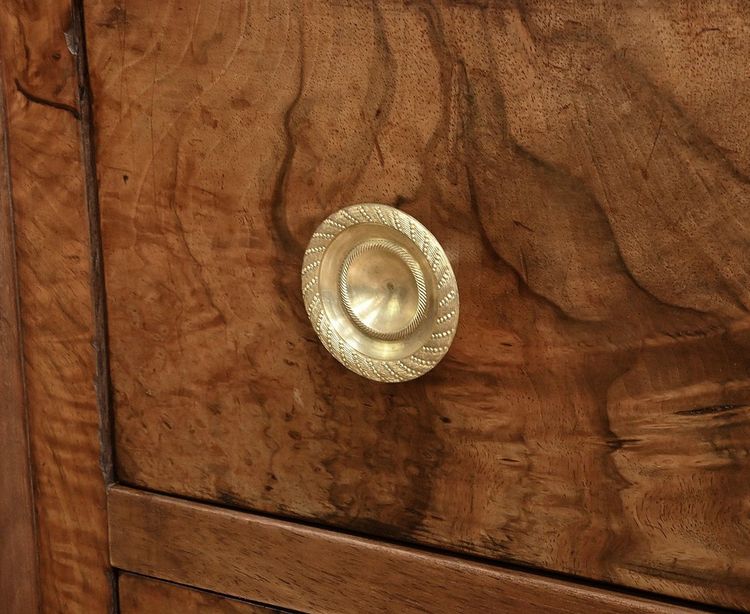Commode en Ronce de Noyer, époque Restauration – 1re partie XIXe