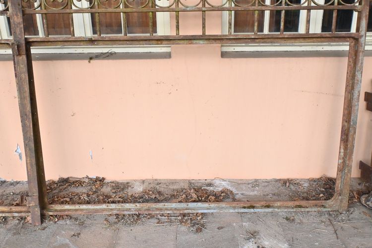 Important Iron Property Gate - 1st Part 19th century