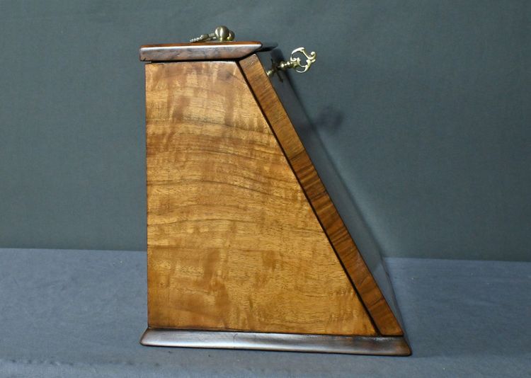 Walnut burl letter box - Early 20th century