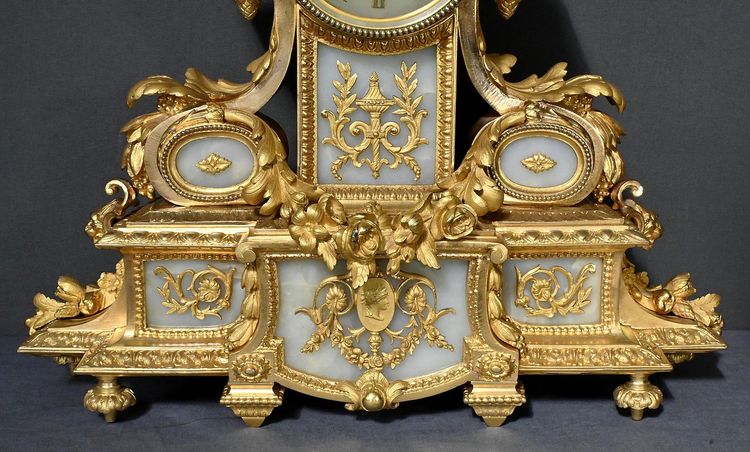 Important Louis XVI style Gilded Bronze Mantel Insert - Late 19th century
