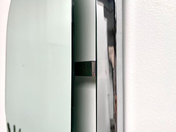 Miroir Bauhaus en acier chromé