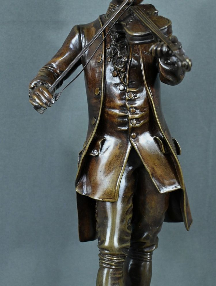 Bronzo "Mozart che suona il violino" di J-M. Schneider - Inizio XX secolo