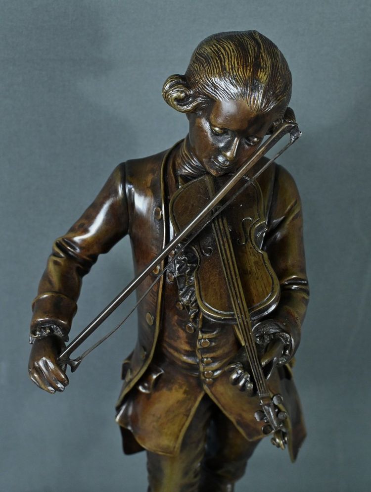 Bronzo "Mozart che suona il violino" di J-M. Schneider - Inizio XX secolo