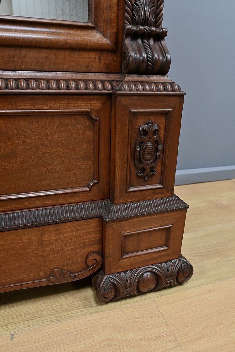 Armoire à Glace in mogano fiammato, stile rinascimentale - Fine del XIX secolo