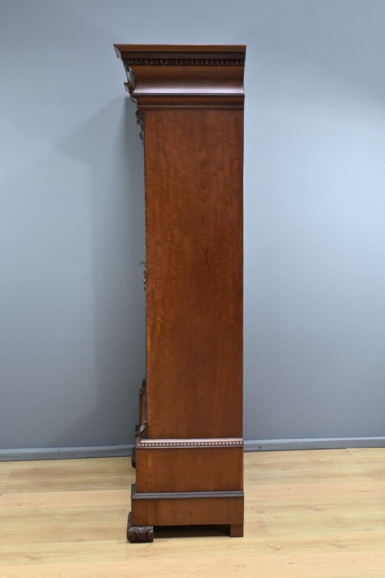 Armoire à Glace in mogano fiammato, stile rinascimentale - Fine del XIX secolo