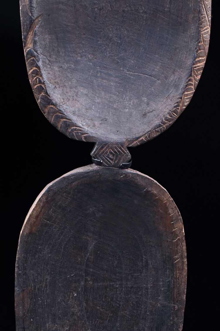 Plateau en bois, Art Tribal, Art Océanien, Arts Premiers, Papouasie Nouvelle Guinée, Plat