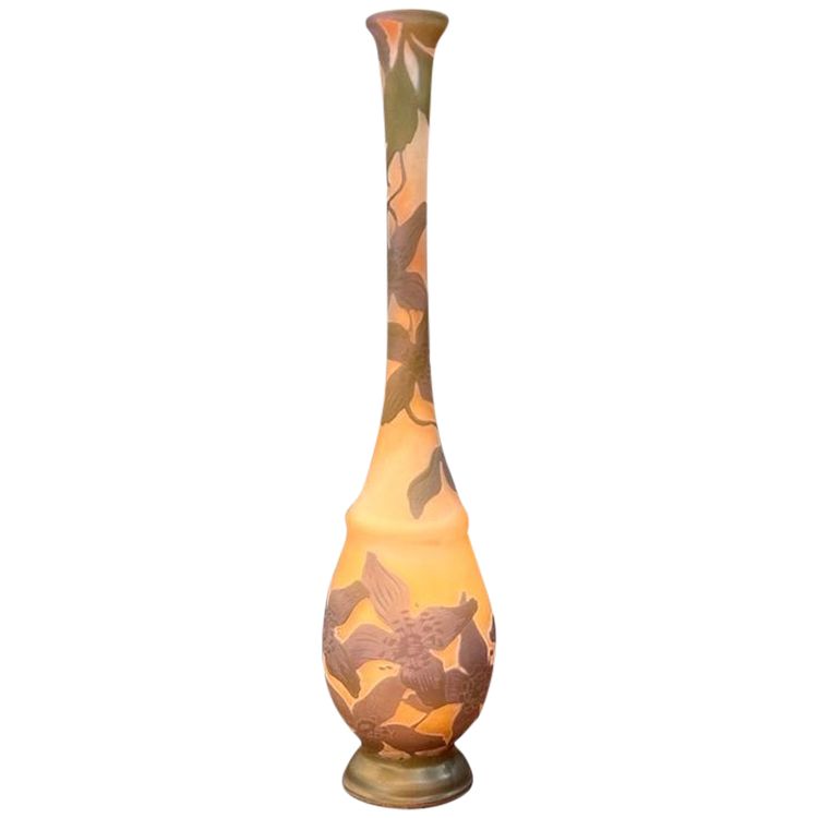 Vaso "Clematis" in stile Art Nouveau di Emile Gallé
