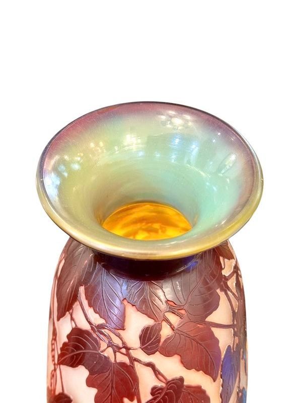 Vaso Art Nouveau "Cobées Rouges" di Emile Gallé