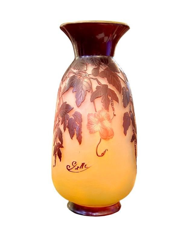 Vaso Art Nouveau "Cobées Rouges" di Emile Gallé