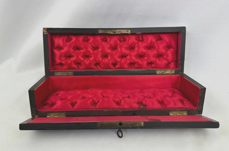 Napoleon III glove box