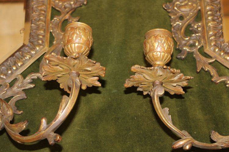 Pair of bronze wall lights with 3 light arms and mirror, Louis XV style, 19th century