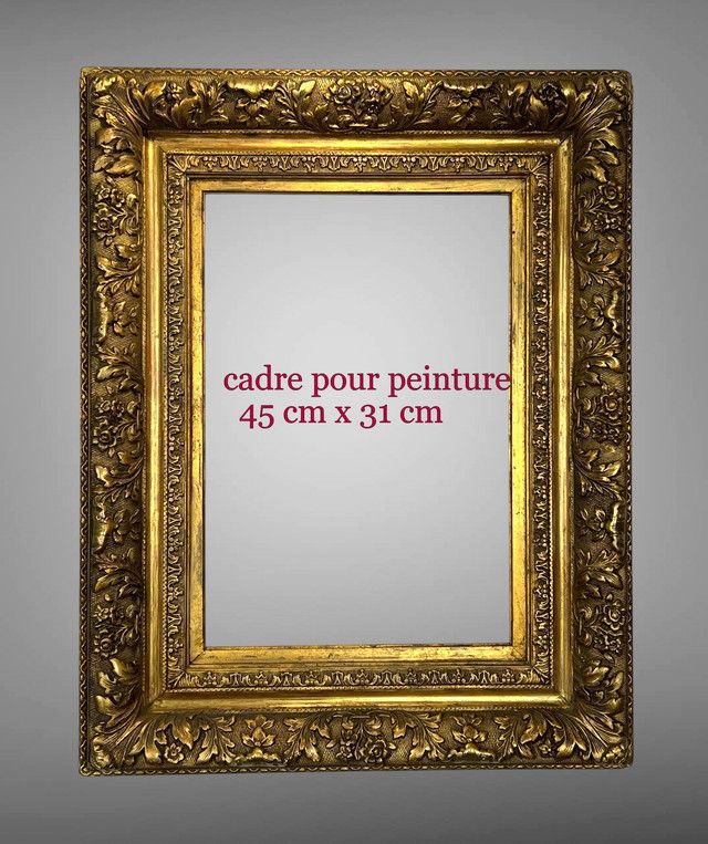 ANTIQUE WOODEN AND GOLD STUCCO FRAME FOR PAINTING 45 cm x 31 cm